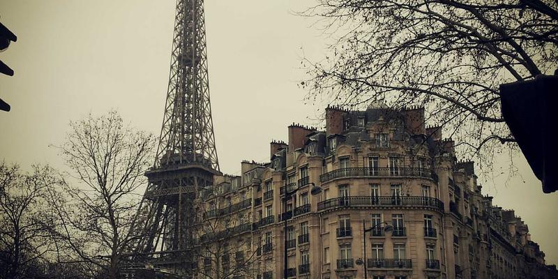 霍普吉利斯社区如何通过社交支持推动运动健身与绿色生活？